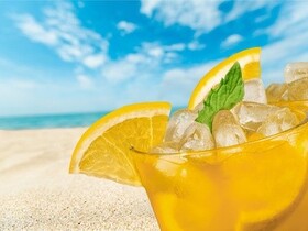 Eistee-Cocktail "Feurige Kirsche"